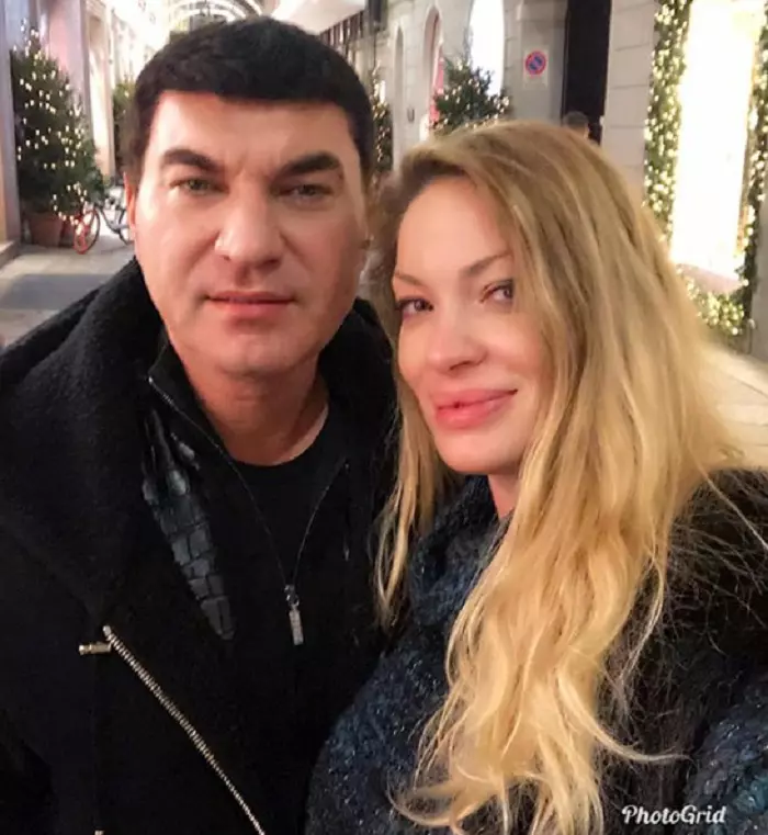 Valentina Pelinel e însărcinată cu gemeni