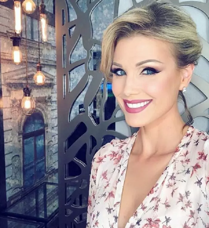 Cum arată Cristina Rus, colega Andreei Bănică din trupa Blondy