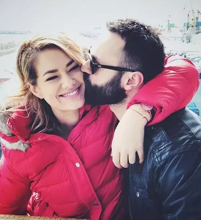 Feli-si-tatal-fetitei-sale