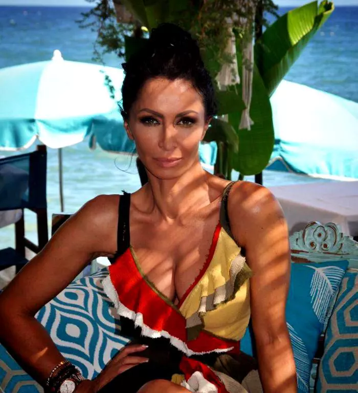 Mihaela-Radulescu-11