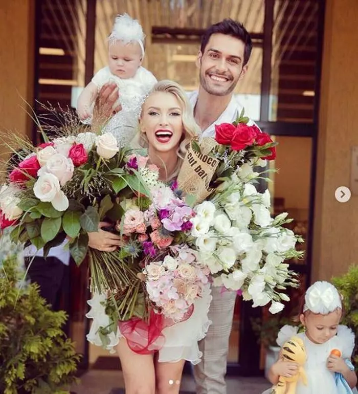 Andreea-Bălan-și-familia-1-1