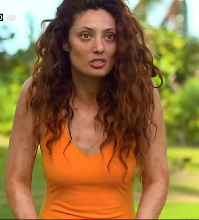 Claudia Pavel fara machiaj