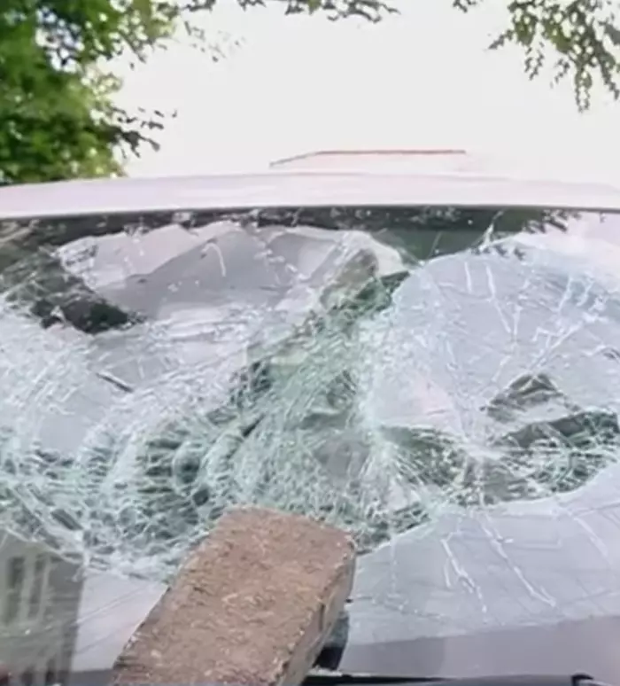 mașina mirela vaida spartă atacatoare