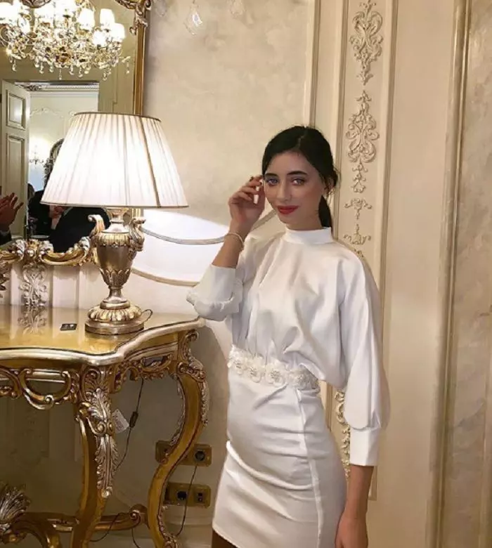 Alexandra, de la Bravo ai stil