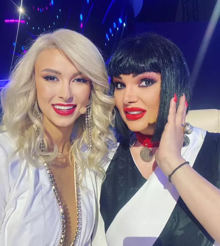 Andreea Bălan a făcut primele declarații după ce Marcel Pavel, Ozana Barabancea și Andrei Ștefănescu au fost infectați cu COVID-19 și se află internați la Institutul Național de Boli Infecțioase “Prof. Dr. Matei Balș”.