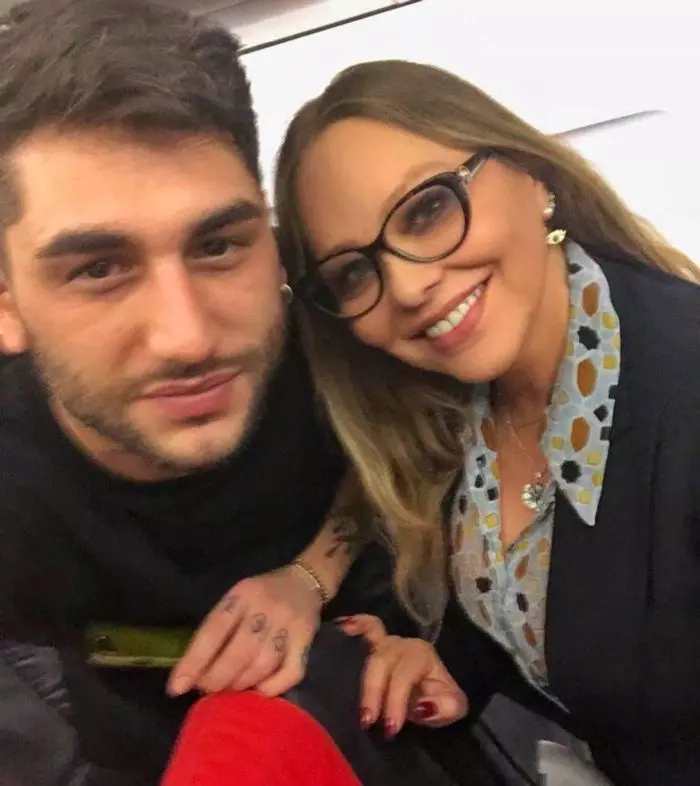 Alături de fiul ei, Andrea Fachinetti