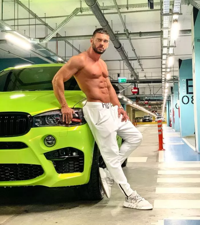 Dorian Popa a făcut din nou accident. Cântărețul nu a putut evita impactul, chiar dacă a tras de volan