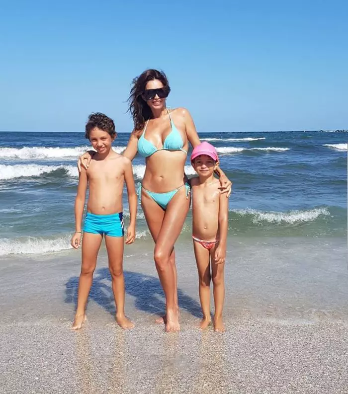 Cristina Spătar și cei doi copii