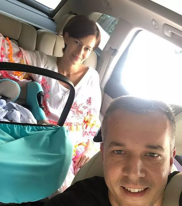 Andrei Năstase și Bianca, cu cel de-al doilea copil, venit pe lume în secret zilele trecute