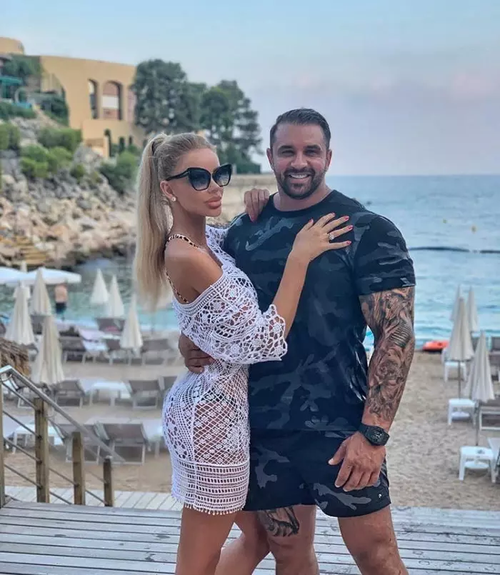 Bianca Dragusanu si Alex Bodi 5