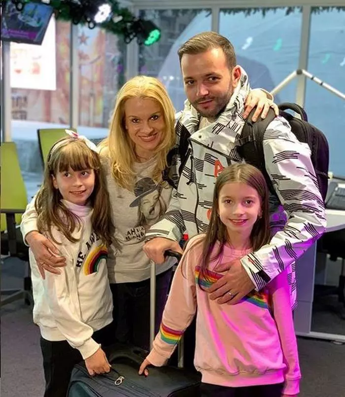 Mihai Morar și familia sa