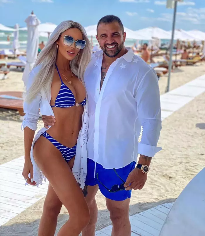 Alex Bodi își vinde vila din Pipera. Fostul soț al Biancăi Drăgușanu și actual iubit a scos la vânzare imobilul de lux, iar suma pe care o cere pentru acesta nu este deloc de neglijat.