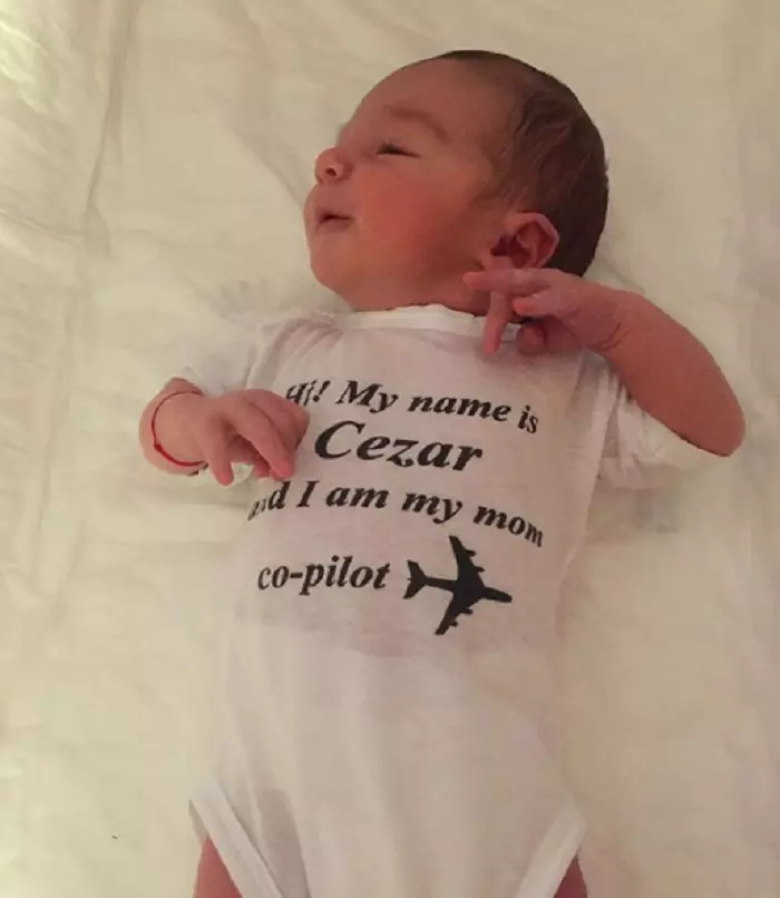 Roxana Ciuhulescu şi-a pozat copiii împreună