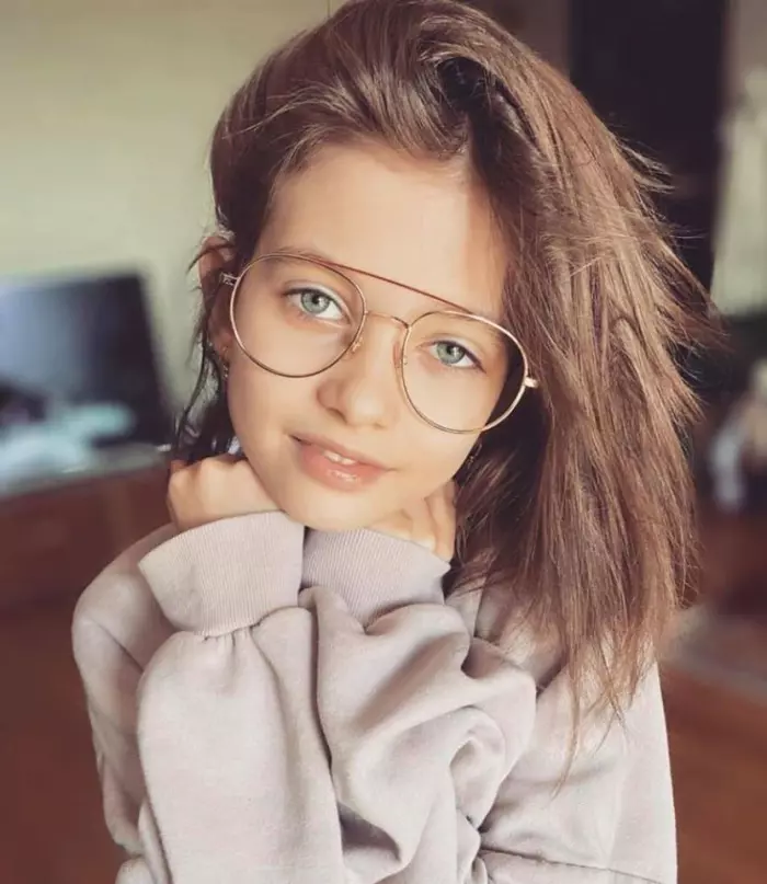 Mikaela-fiica-iulia-mihai-albu-1
