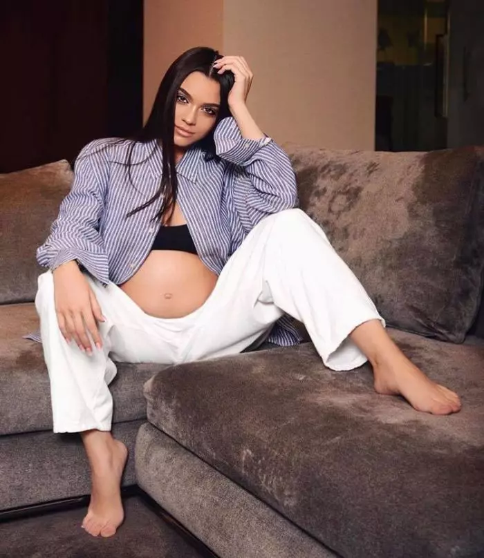 Karmen este însărcinată pentru prima oară