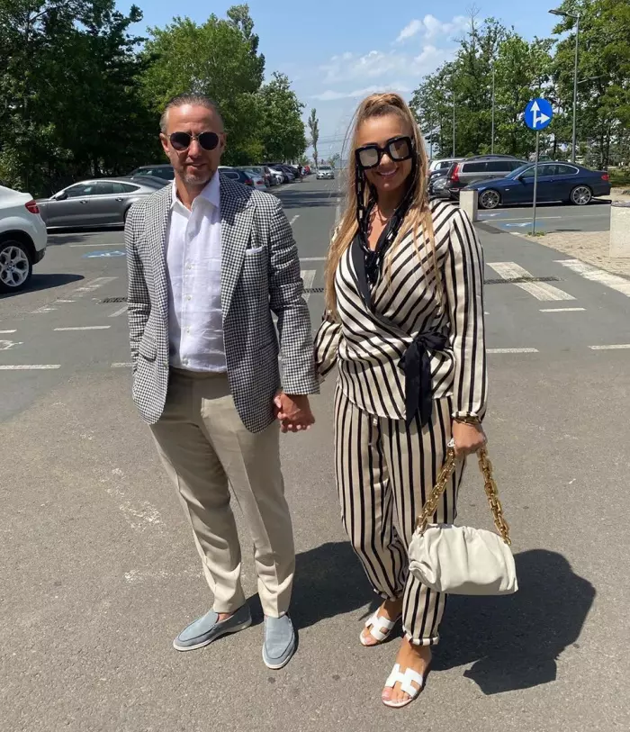 Anamaria Prodan si Laurentiu Reghecampf 4