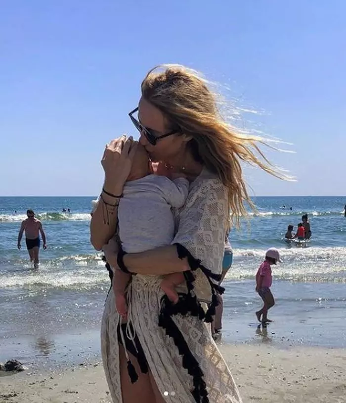 Flavia Mihasan și fiul ei