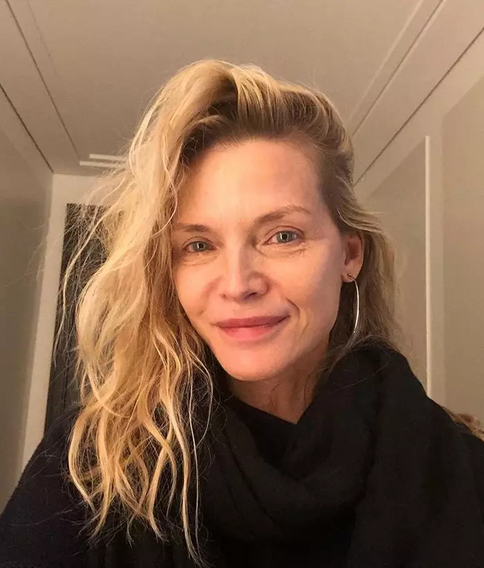 Michelle-Pfeiffer-5