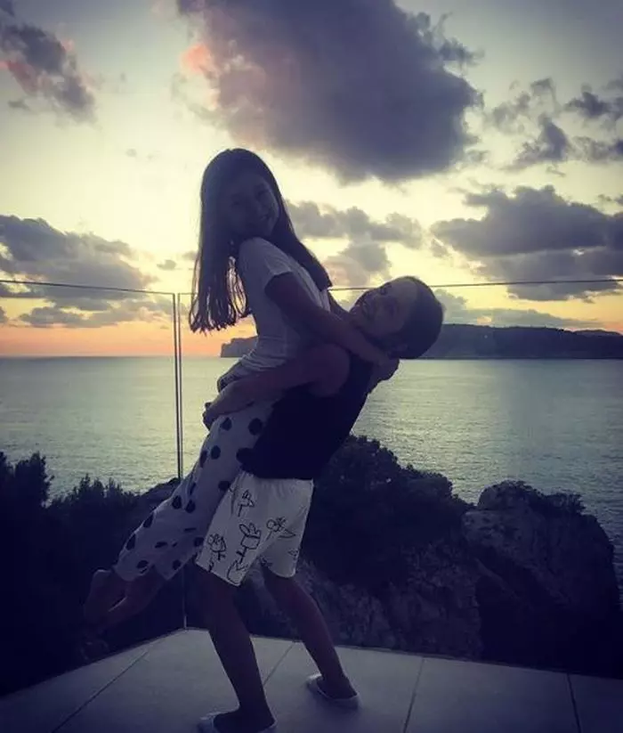 Anastasia si Natalia