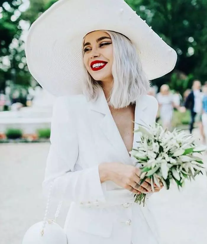 Alina Ceușan a purtat o rochie Ingrid Teodosiu