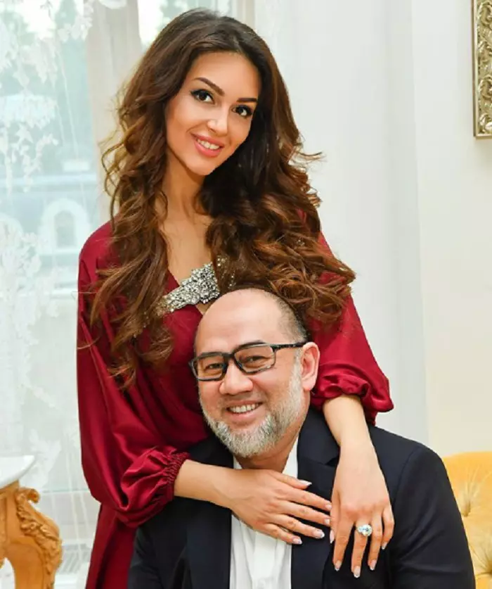 Fostul rege al Malaeziei si Miss Moscova