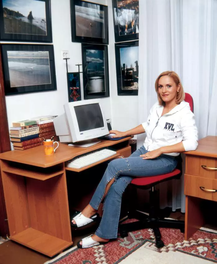 Gabriela-Firea-in-2001-4