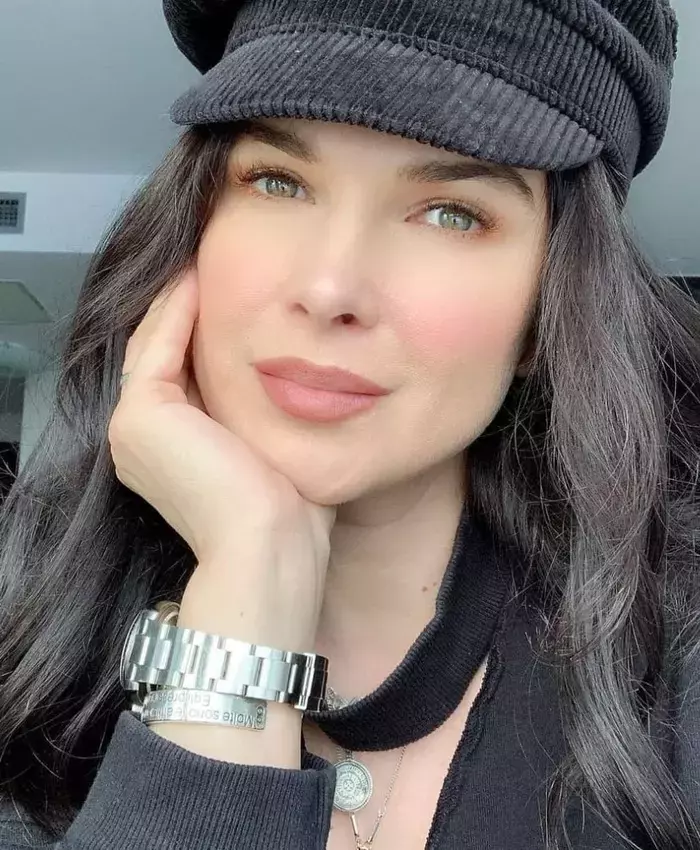 monica-barladeanu-3-983x1024-1