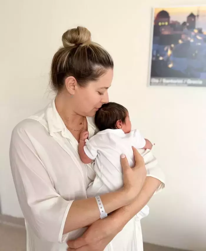 laura-cosoi-nastere-naturala-