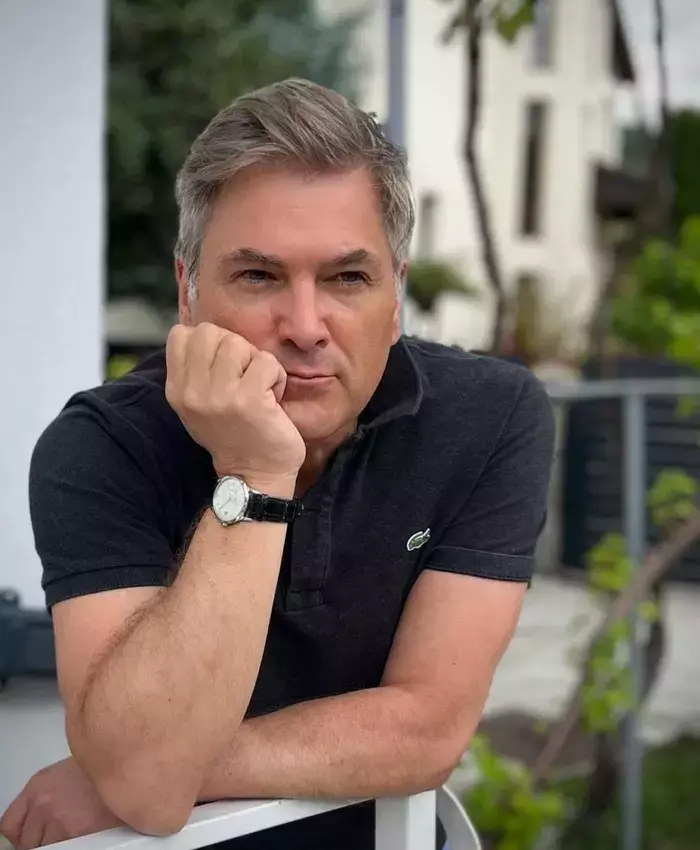 mircea-radu-creta-5-831x1024-1