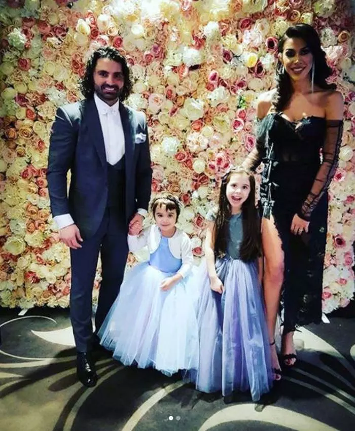 Pepe, Rosa, Maria și Raluca