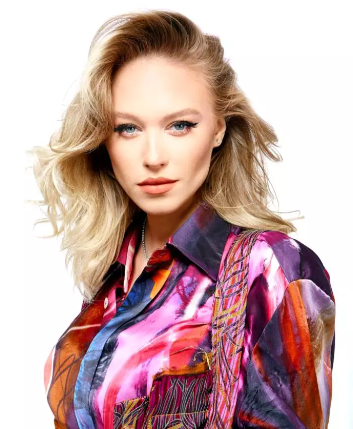 Gina-Chirila-concurenta-Bravo-ai-stil-Celebrities-2-683x1024