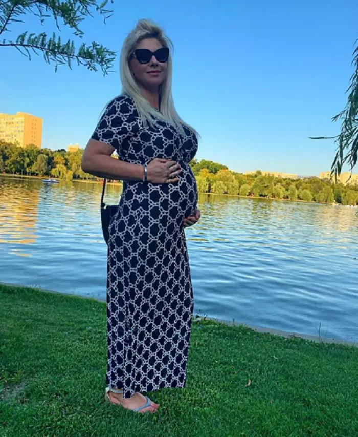 Adina de la Heaven a nascut 6