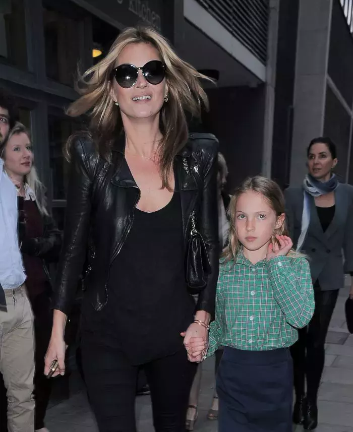 7Kate-Moss-si-fiica-ei
