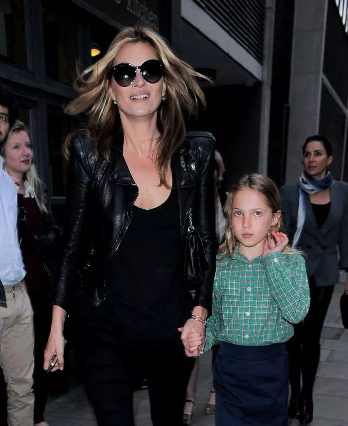 7Kate-Moss-si-fiica-ei