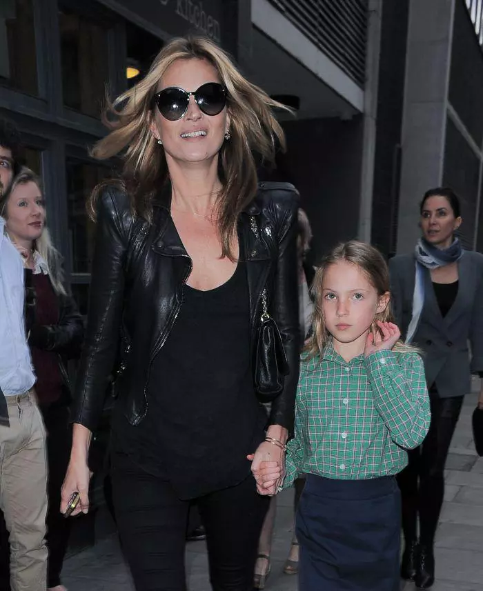 7Kate-Moss-si-fiica-ei