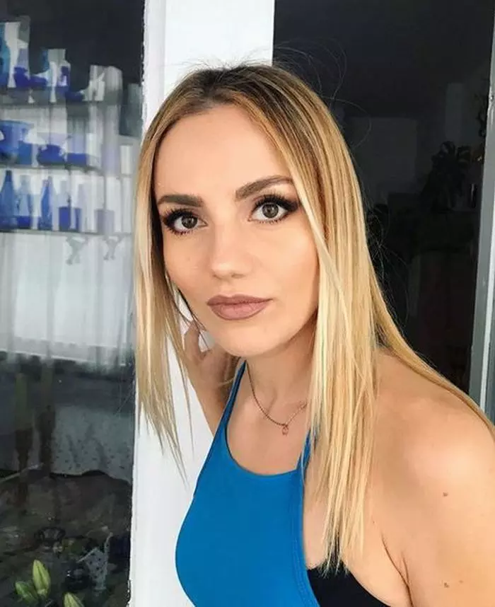 Elena Vasilache aka Selena ex Candy