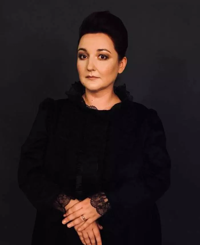 ecaterina-ladin-este-din-nou-dalida-din-las-fierbinti-actrita-a-revenit-la-filmari-5