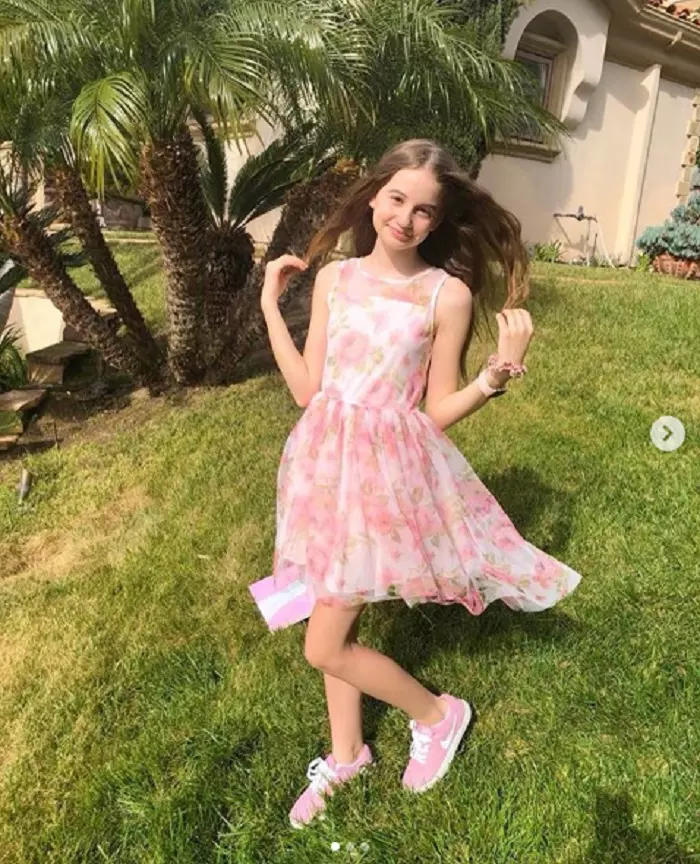 Irina Columbeanu are 12 ani