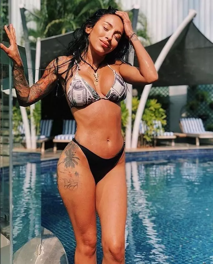 Ruby-costum-de-baie2