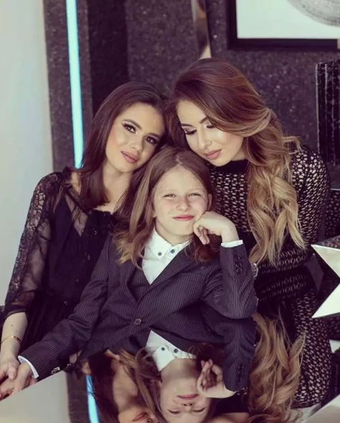 Rebecca, Laurentiu si Sarah