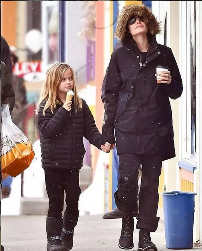 Vivienne este copia fidelă a tatălui ei.