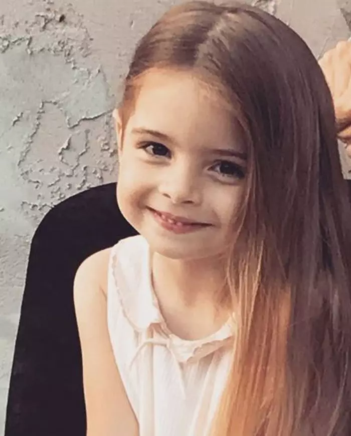 Fetița lui Cornel Ilie, Zara, este o frumusețe la trei ani și jumătate