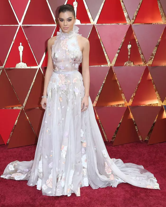 Capricorn - Hailee Steinfeld