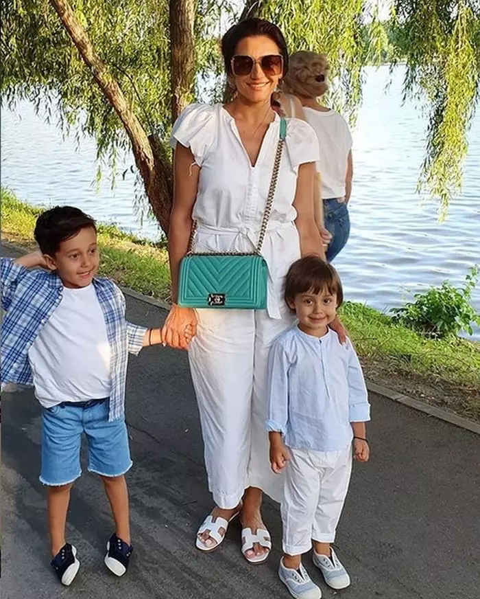 Claudia Pătrășcanu și cei doi copii pe care îi are cu Gabi Bădălău