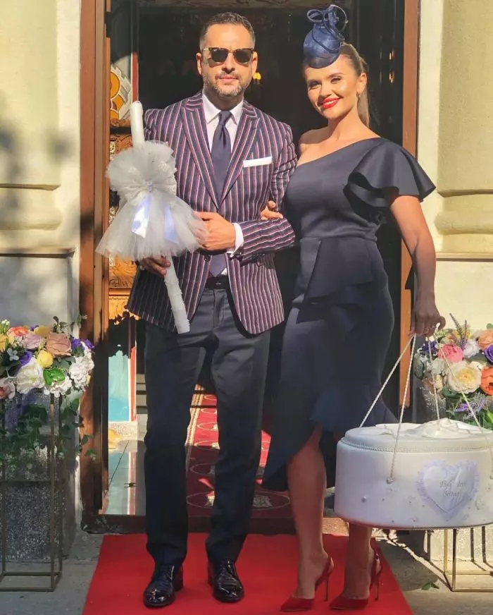 Cristina Şişcanu şi Mădălin Ionescu sunt naşii lui Iris
