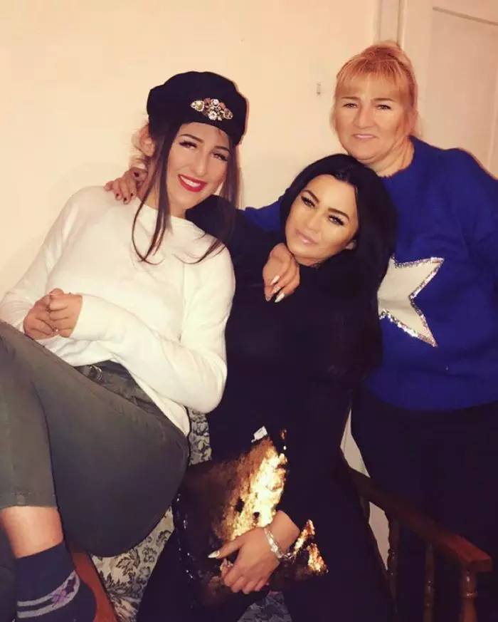 Sora lui Carmen de la Salciua (2)