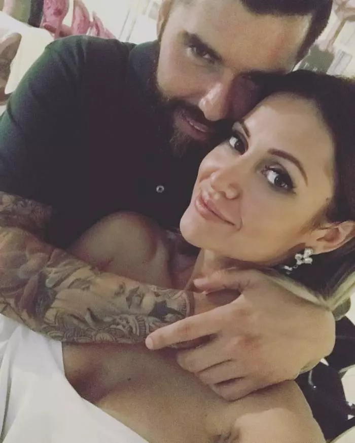 Nicoleta-de-la-Insula-iubirii-a-născut-1