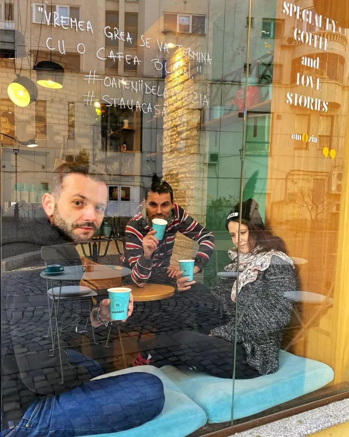 Mihai Morar - cafenea 2