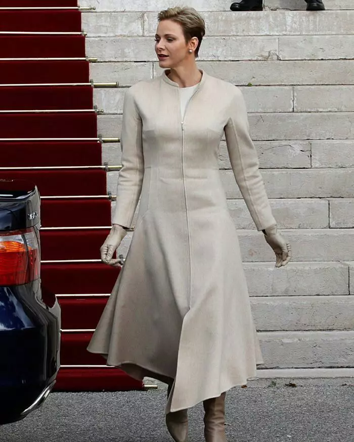 Printesa Charlene de Monaco, intotdeauna o aparitie perfecta (9)