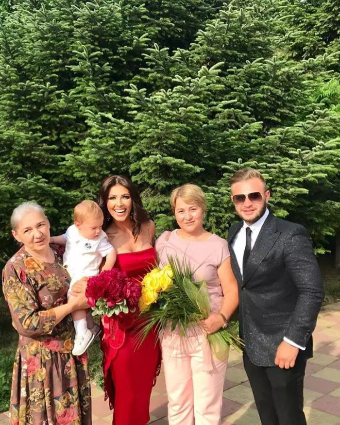 Ilinca Vandici şi Andrei Neacşu, naşi de cununie